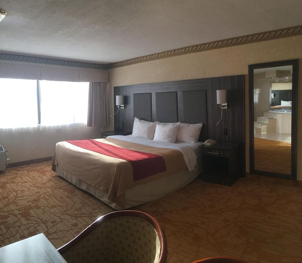 Comfort Inn Meadowvale Mississauga Eksteriør billede