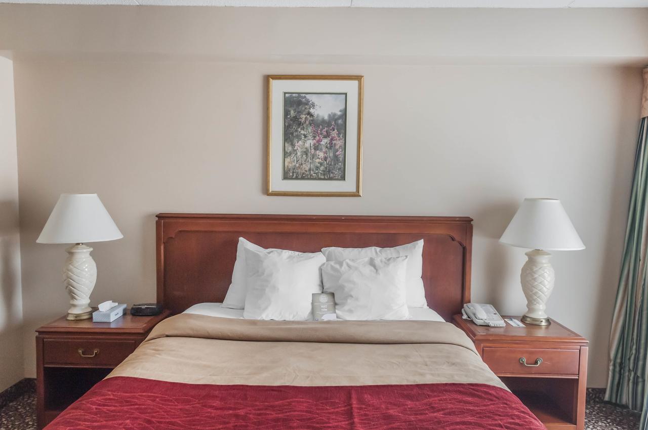 Comfort Inn Meadowvale Mississauga Eksteriør billede