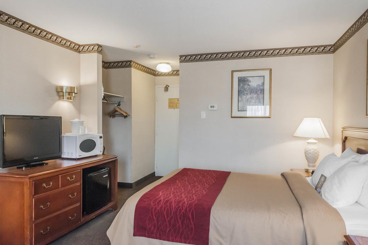 Comfort Inn Meadowvale Mississauga Eksteriør billede