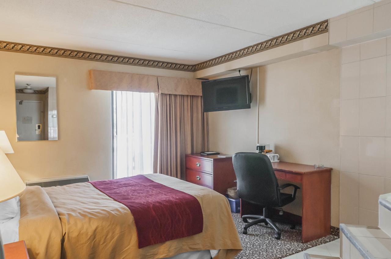 Comfort Inn Meadowvale Mississauga Eksteriør billede